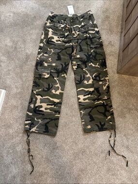 Men's Camo Cargo Pants - Green Camo